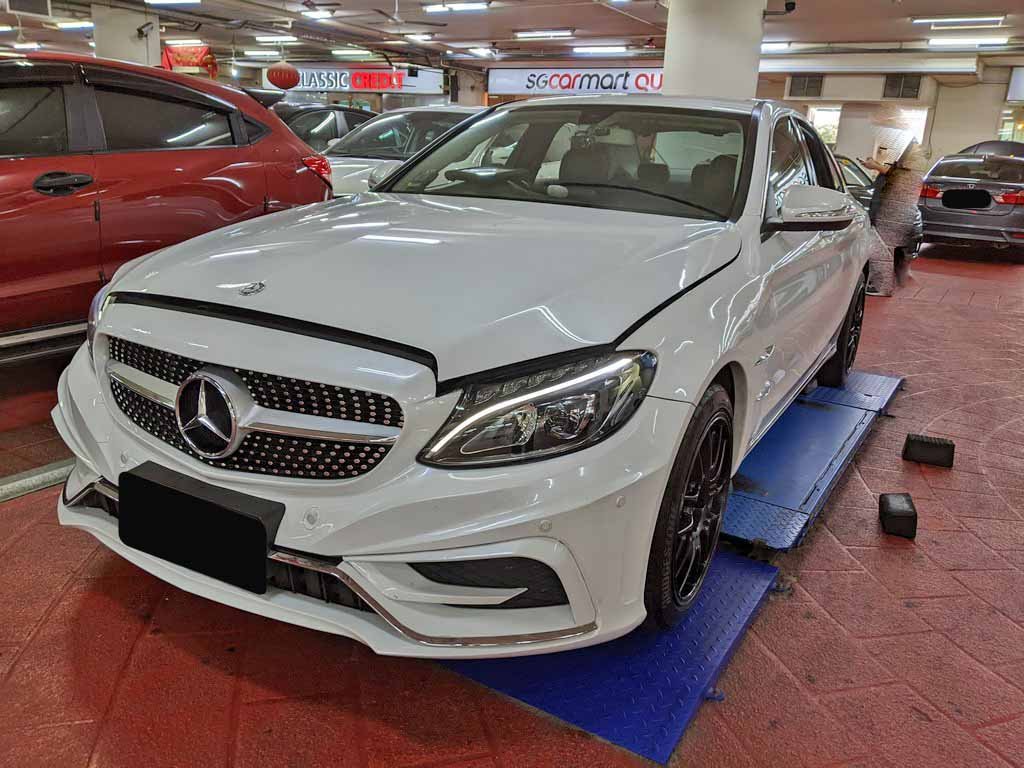 Mercedes Benz C180 Avantgarde (r17 Led)