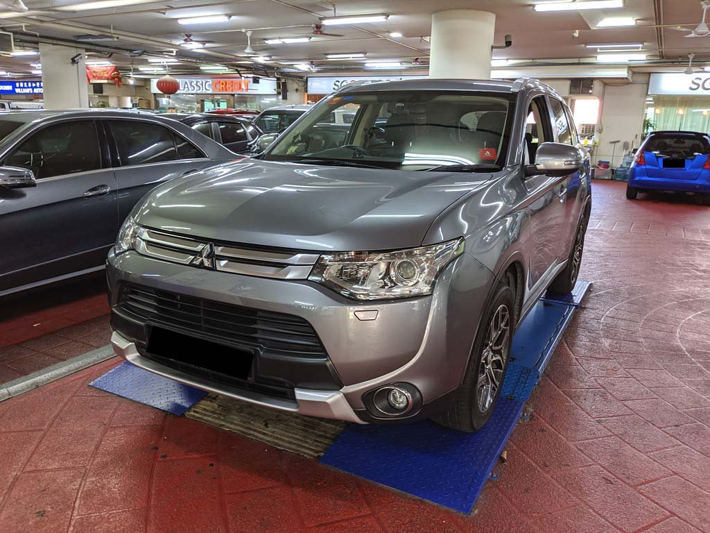Mitsubishi Outlander 2.4 CVT Sunroof