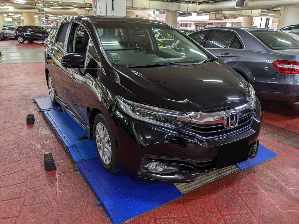 Honda Shuttle 1.5 Auto (Hybrid)