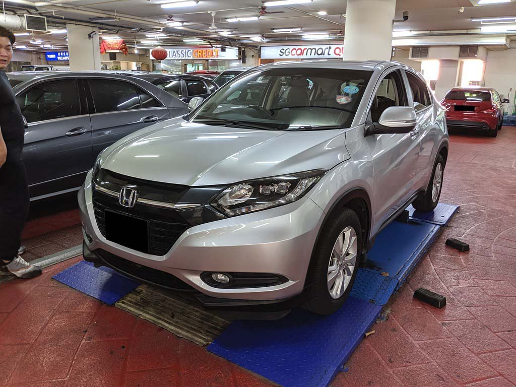 Honda Vezel 1.5X CVT