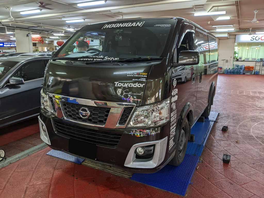 Nissan NV350 Panel Van 2.5 5At Euro V