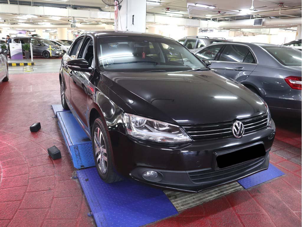 Volkswagen Jetta 1.4 TSI At (COE Till 04/2032)
