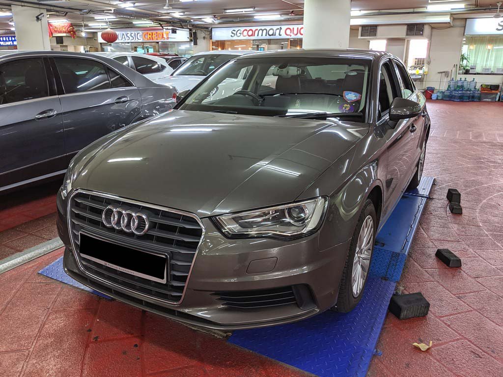 Audi A3 Sedan 1.4 TFSI (Ambiente)