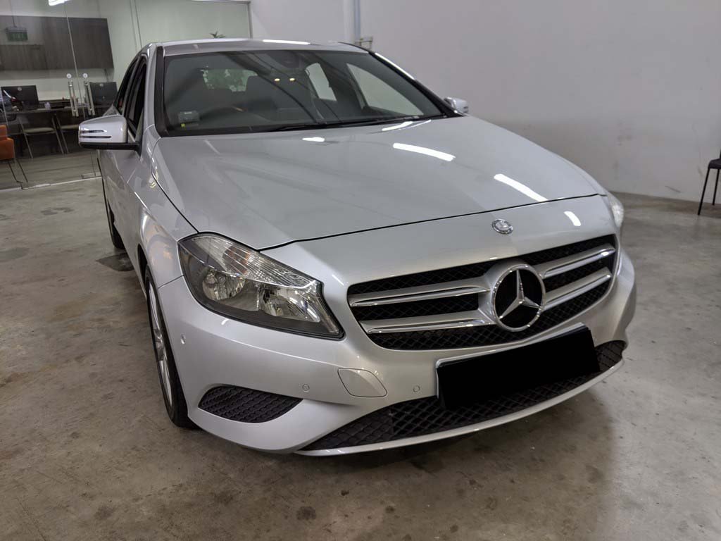 Mercedes Benz A200 FL Style (R17 HLG)
