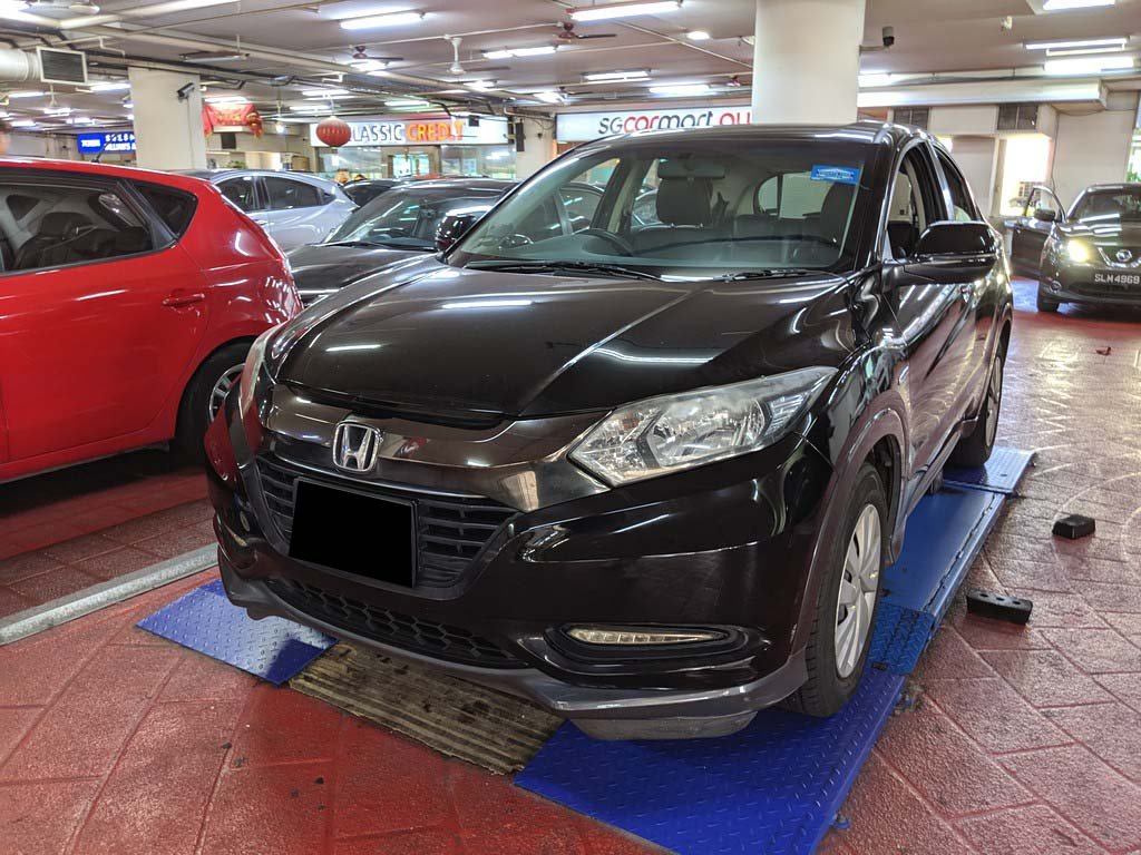 Honda Vezel 1.5 Auto (Hybrid)