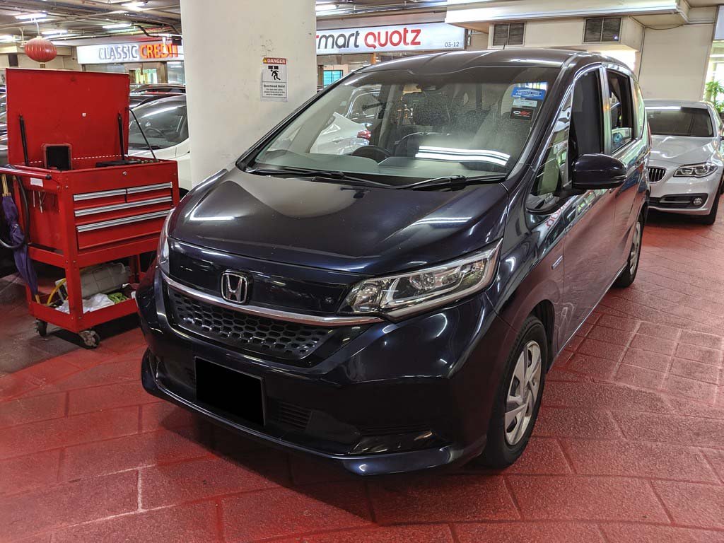 Honda Freed 1.5G Auto 7 Seater (Hybrid)
