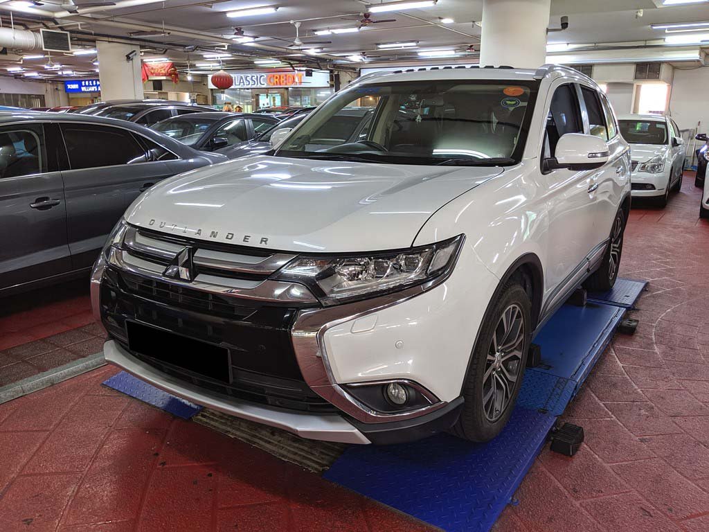 Mitsubishi Outlander 2.4 CVT AWD S/R Facelift