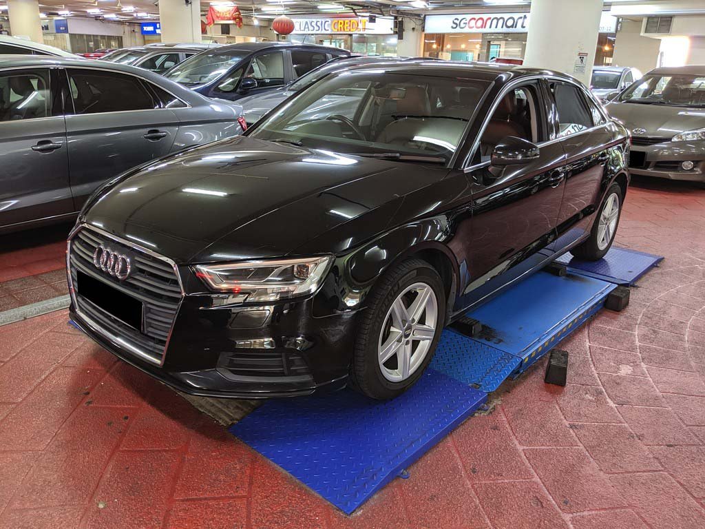 Audi A3 Sedan 1.0 TFSI S Tronic (LED)