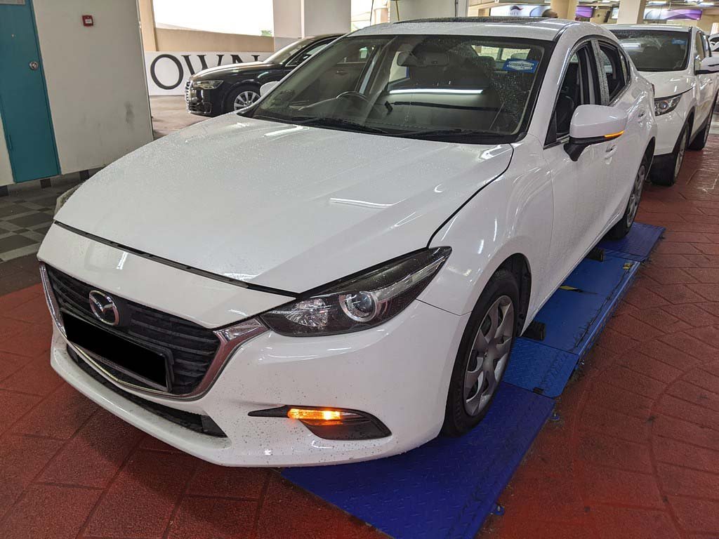 Mazda 3 Sedan 1.5 At Eu6