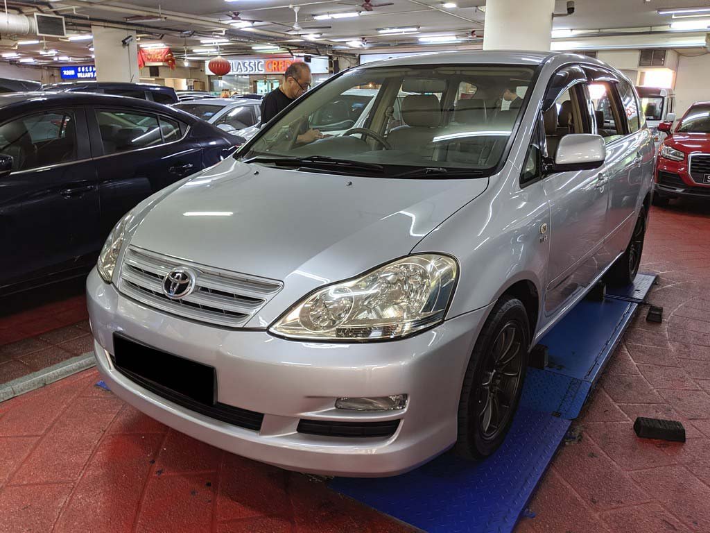 Toyota Picnic Auto W/O Roof Rack (COE Till 01/2029)