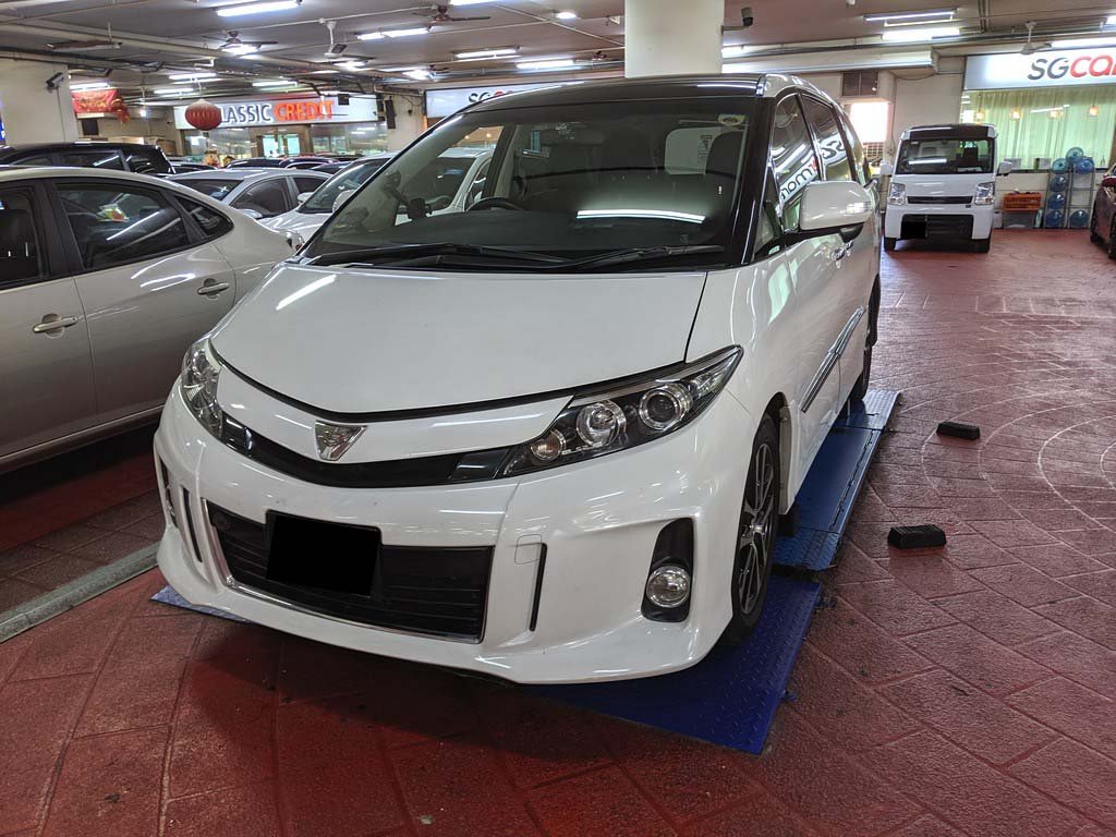 Toyota Estima Aeras Premium 2.4 A