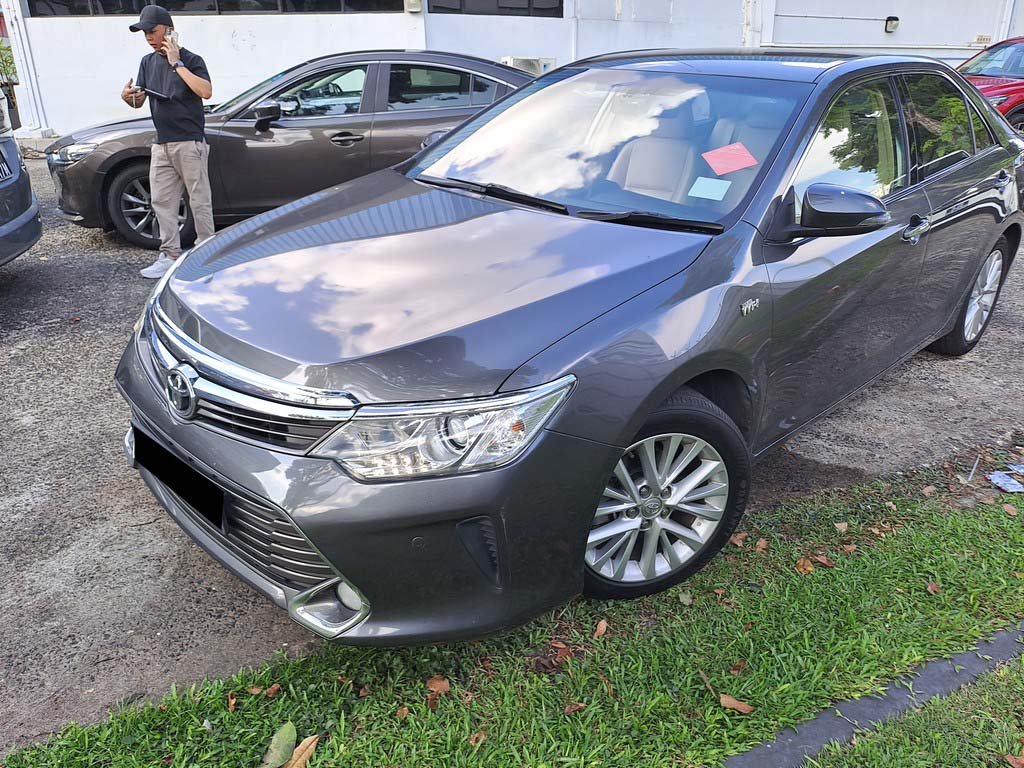 Toyota Camry 2.5 Auto