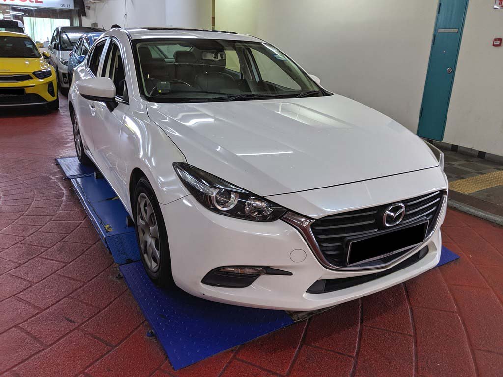 Mazda 3 Sedan 1.5 At Eu6