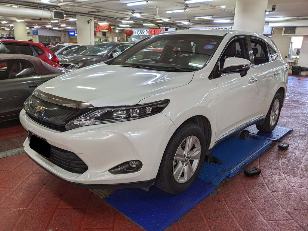 Toyota Harrier Elegance 2.0 A