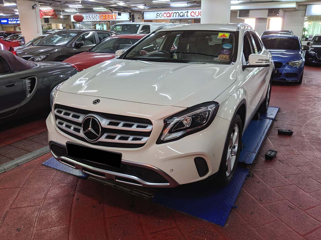 Mercedes Benz GLA180 Urban (R18 Led)