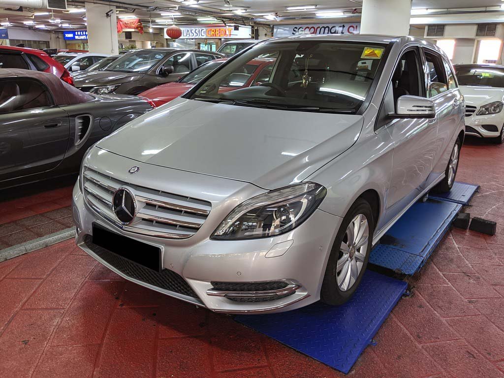 Mercedes Benz B180 (R16 BI)