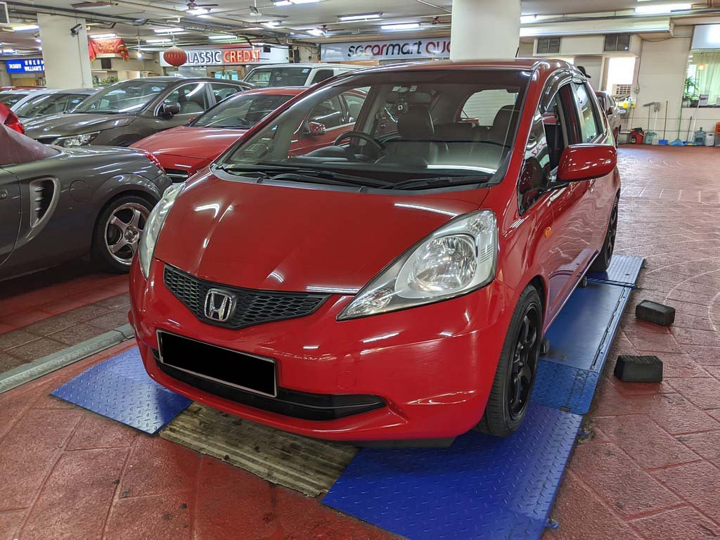 Honda Fit 1.3G A (COE Till 02/2029)
