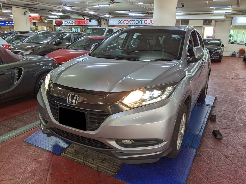 Honda Vezel 1.5X Auto (Hybrid)