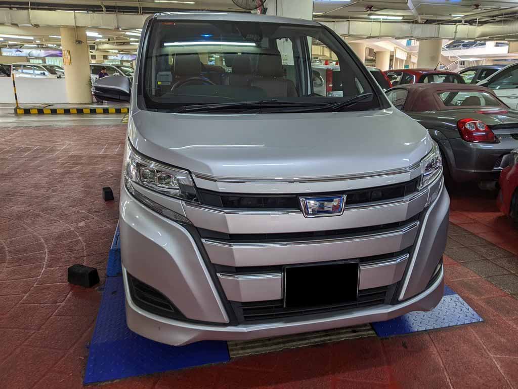 Toyota Noah Hybrid 1.8x Cvt (Hybrid)