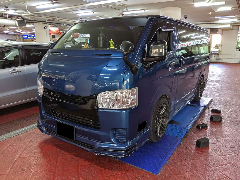 Toyota Hiace 2.8 DX Auto