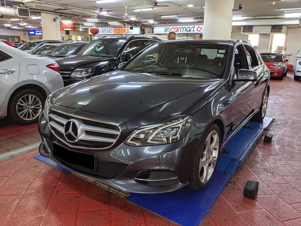 Mercedes Benz E250 Sedan (R18)