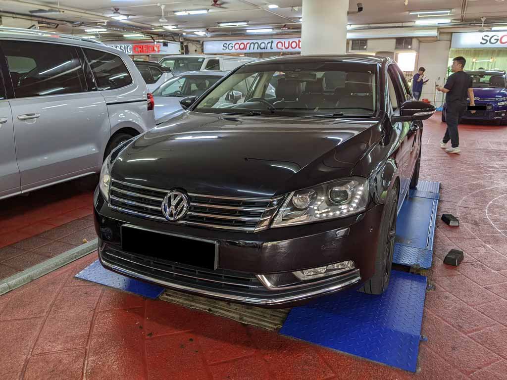 Volkswagen Passat 1.8 Tsi At 3624h7 Hid