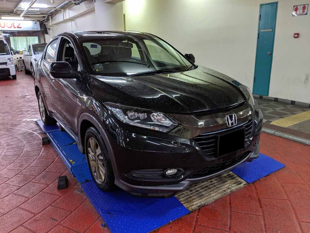 Honda Vezel 1.5X Auto (Hybrid)