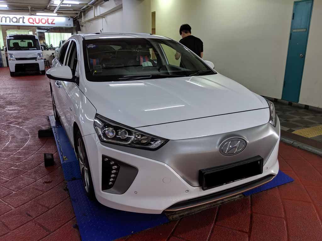 Hyundai Ioniq EV Sunroof