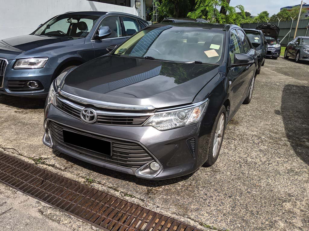 Toyota Camry 2.5 Auto