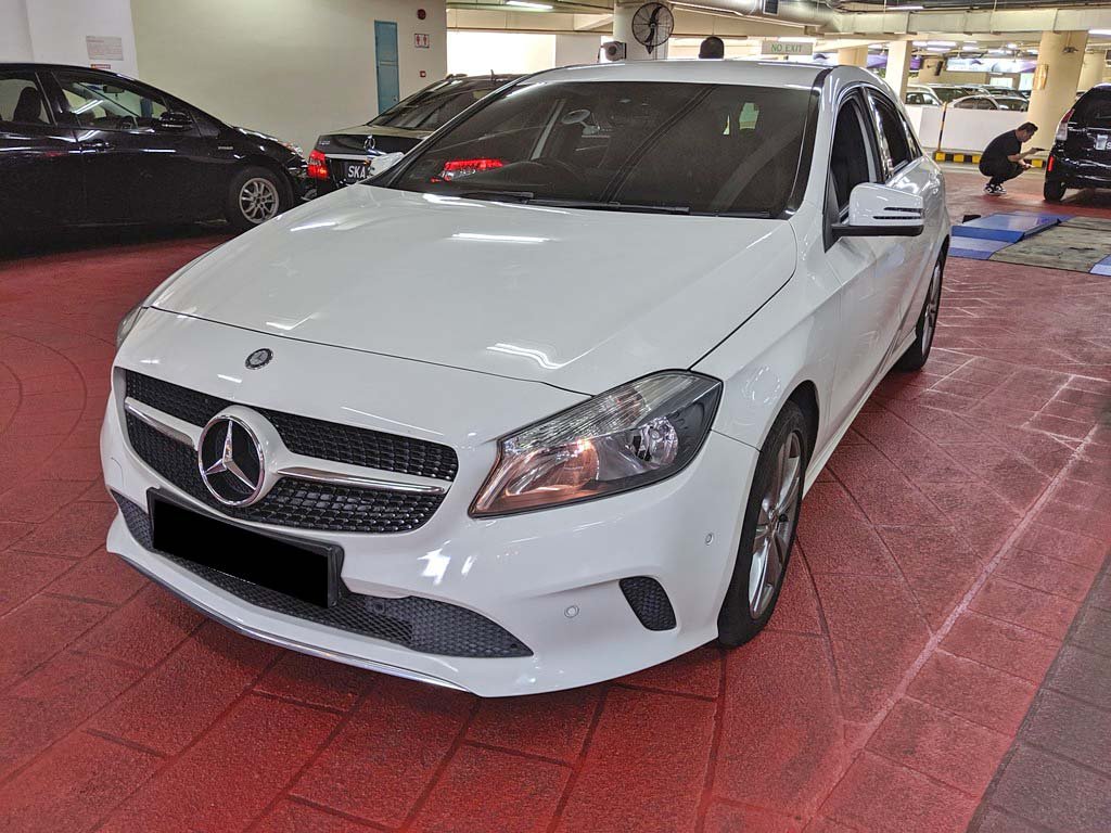 Mercedes Benz A180 FL Style (R17 HLG)