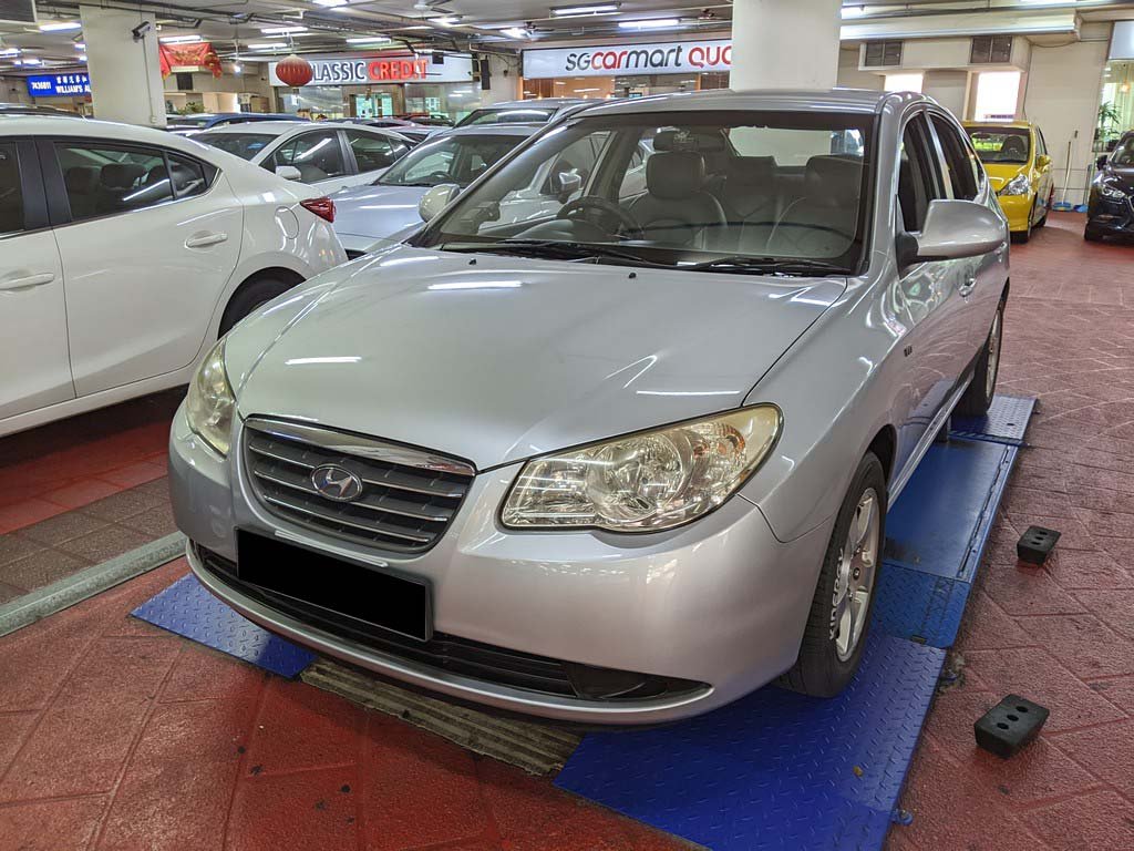 Hyundai Avante 1.6 A