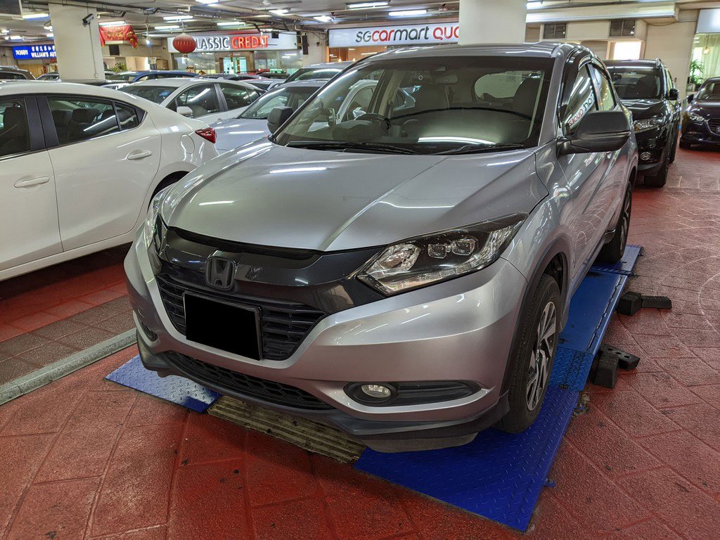 Honda Vezel 1.5X CVT