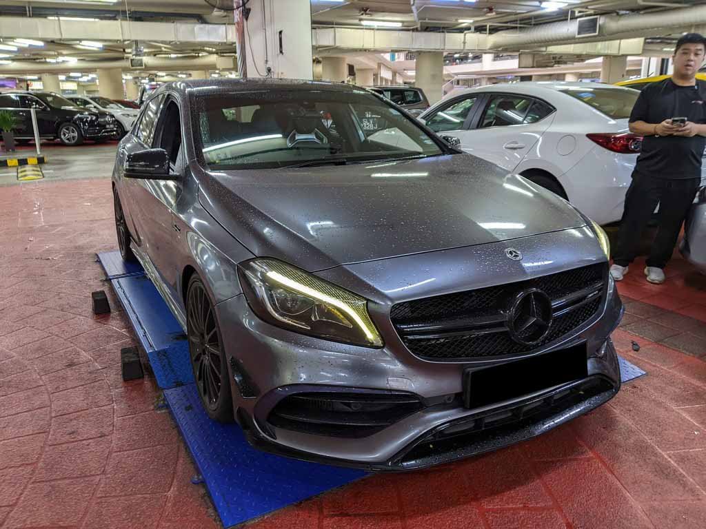 Mercedes Benz AMG A45 4Matic (R19 Led)