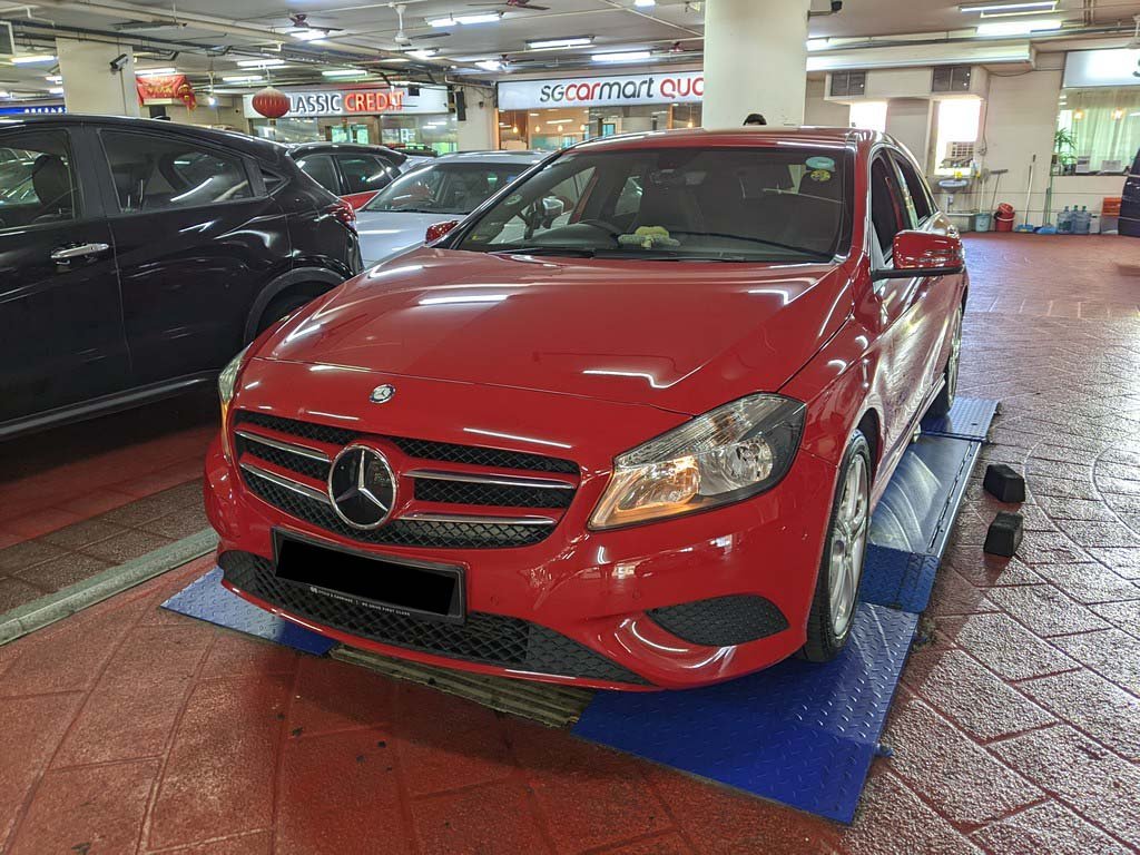 Mercedes Benz A180 (R17)