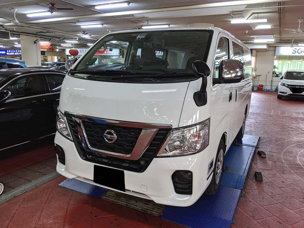 Nissan NV350 Urvan Panel Van 5AT