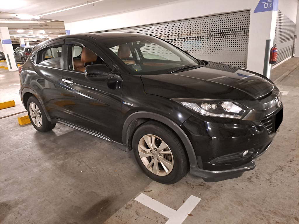 Honda Vezel 1.5X A (Hybrid)