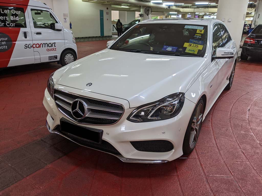 Mercedes Benz E200 Sedan Edition E (R18 Led Sr)