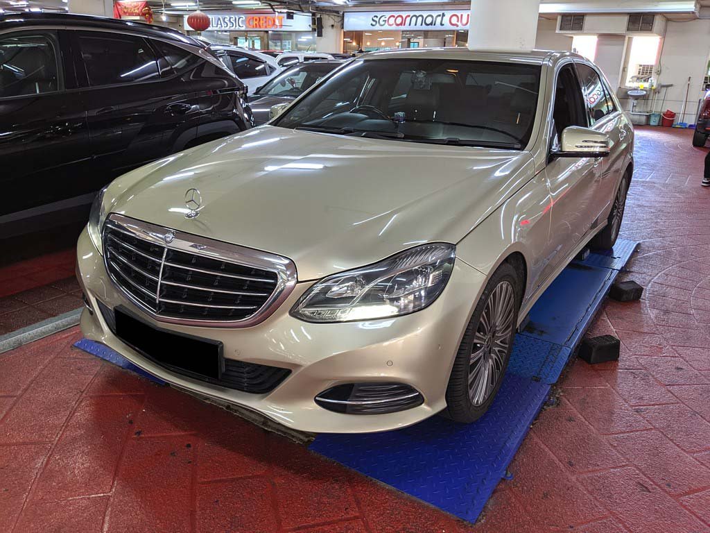 Mercedes Benz E 250 Sedan (R17)