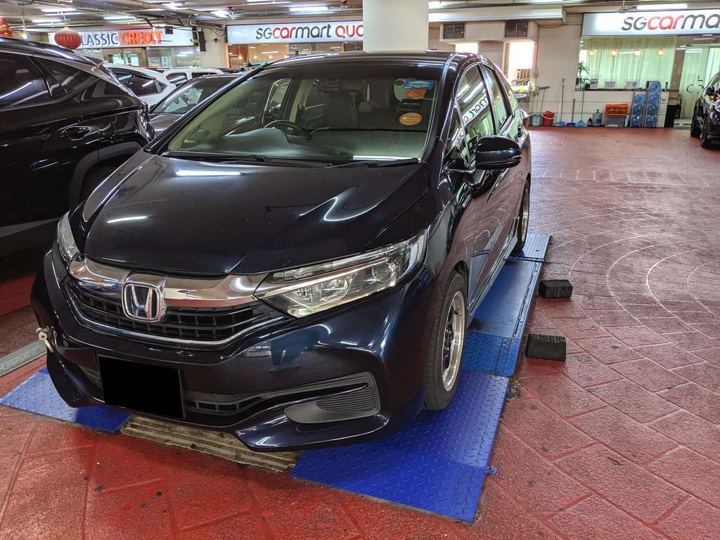 Honda Shuttle 1.5 Auto (Hybrid)