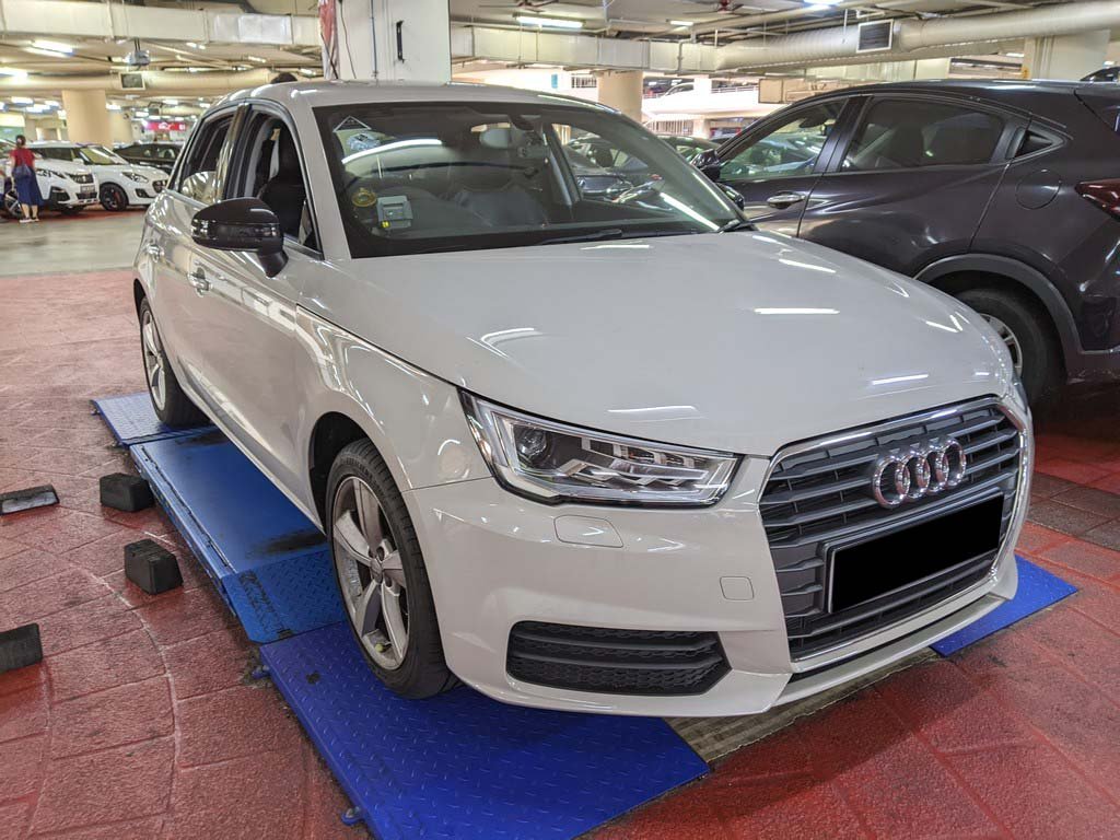 Audi A1 SB 1.0 TFSI (PI)