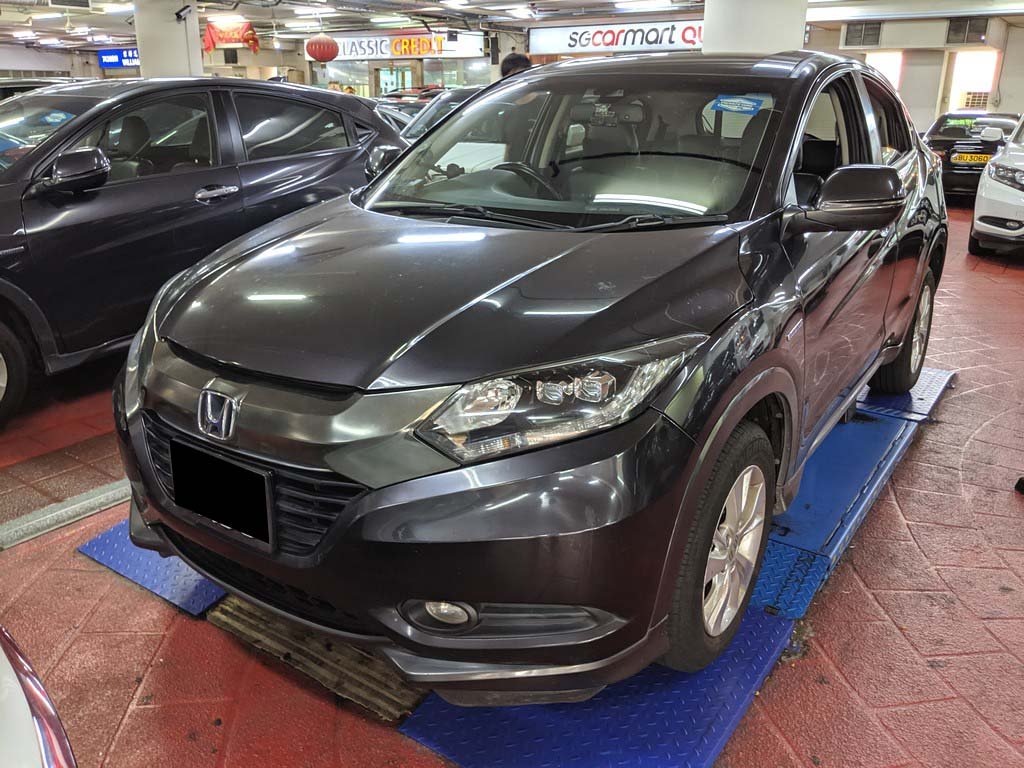 Honda Vezel 1.5X A (Hybrid)