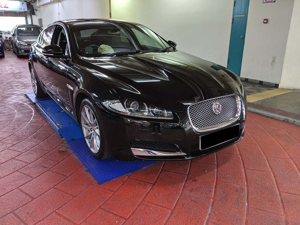 Jaguar XF 2.0P TSS