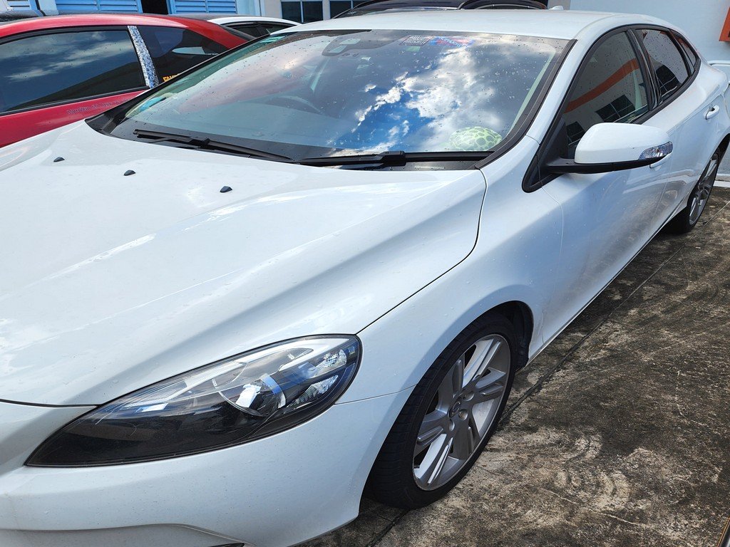 Volvo V40 D2 A/t Abs D/airbag 2wd