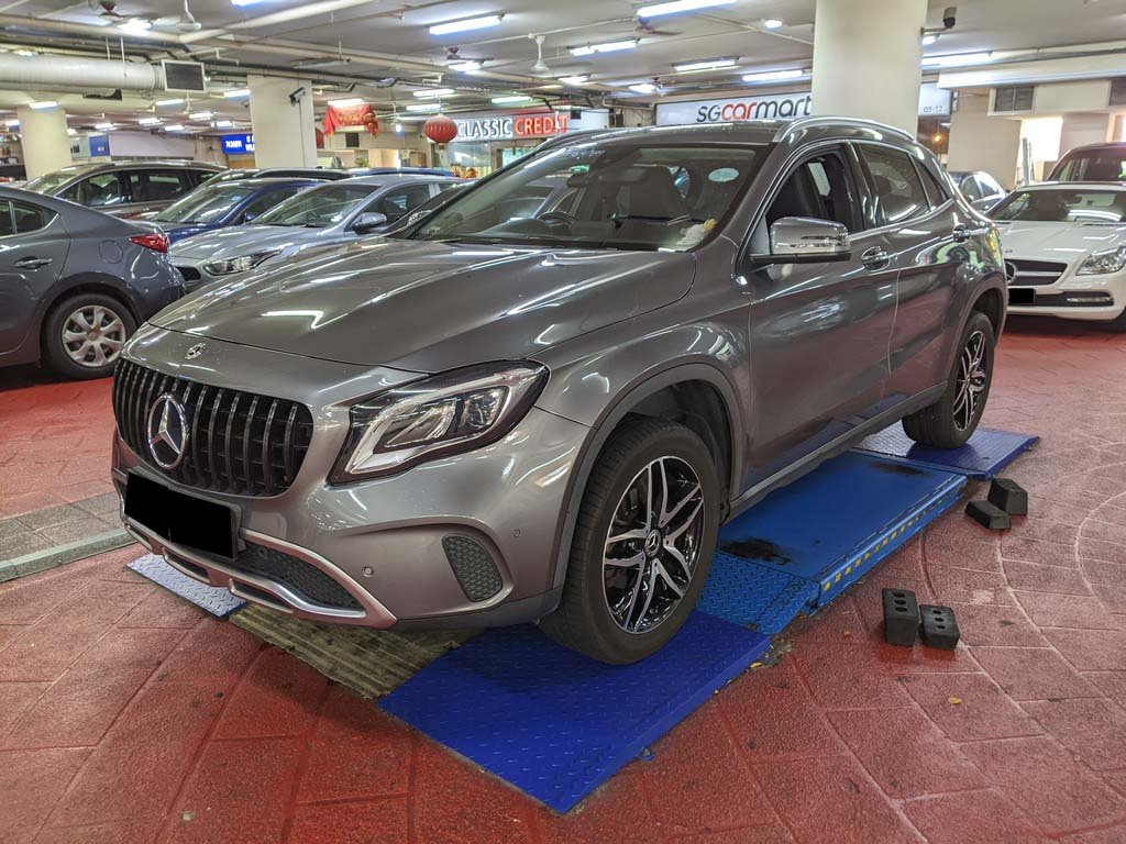 Mercedes Benz Gla180 Urban (R18 Led)