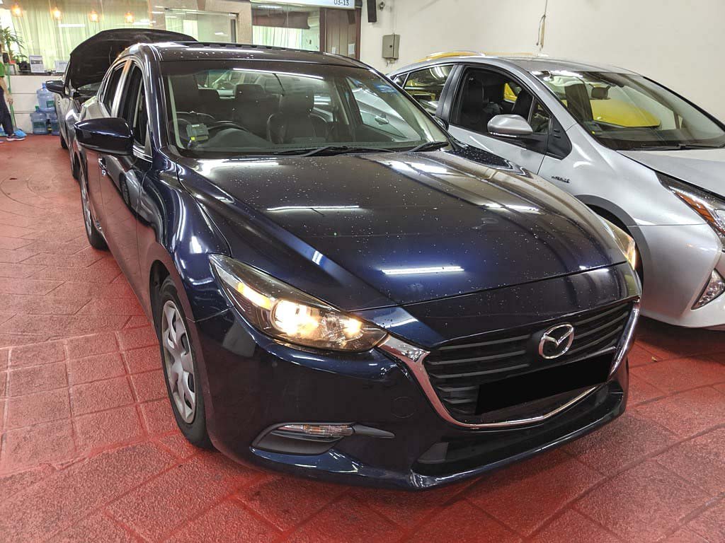 Mazda 3 Sedan 1.5 At Eu6
