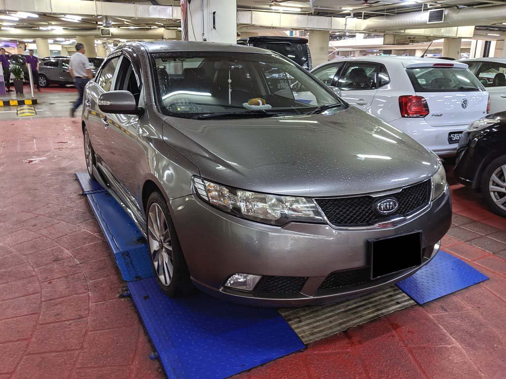 Kia Cerato Forte 1.6 At SX (COE TILL 04/2024)