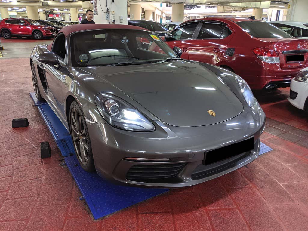 Porsche 718 Boxster (982) PDK E6