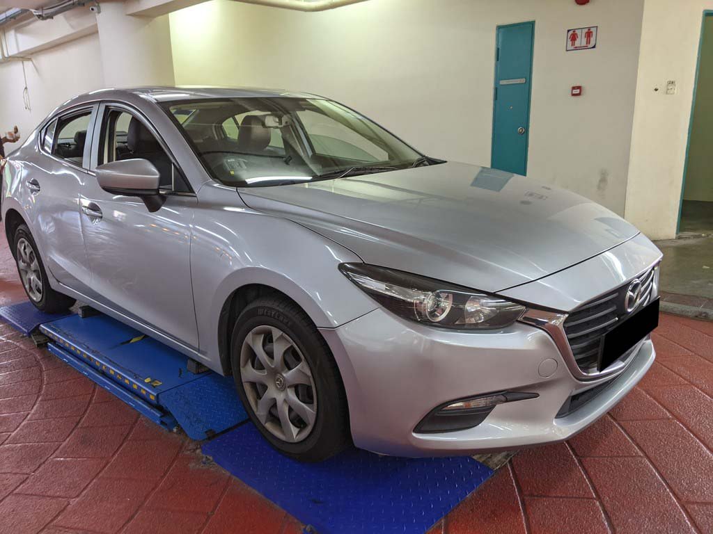 Mazda 3 Sedan 1.5 At Eu6