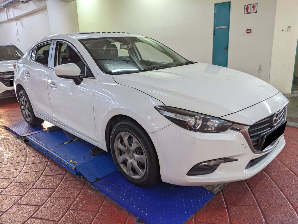 Mazda 3 Sedan 1.5 At Eu6