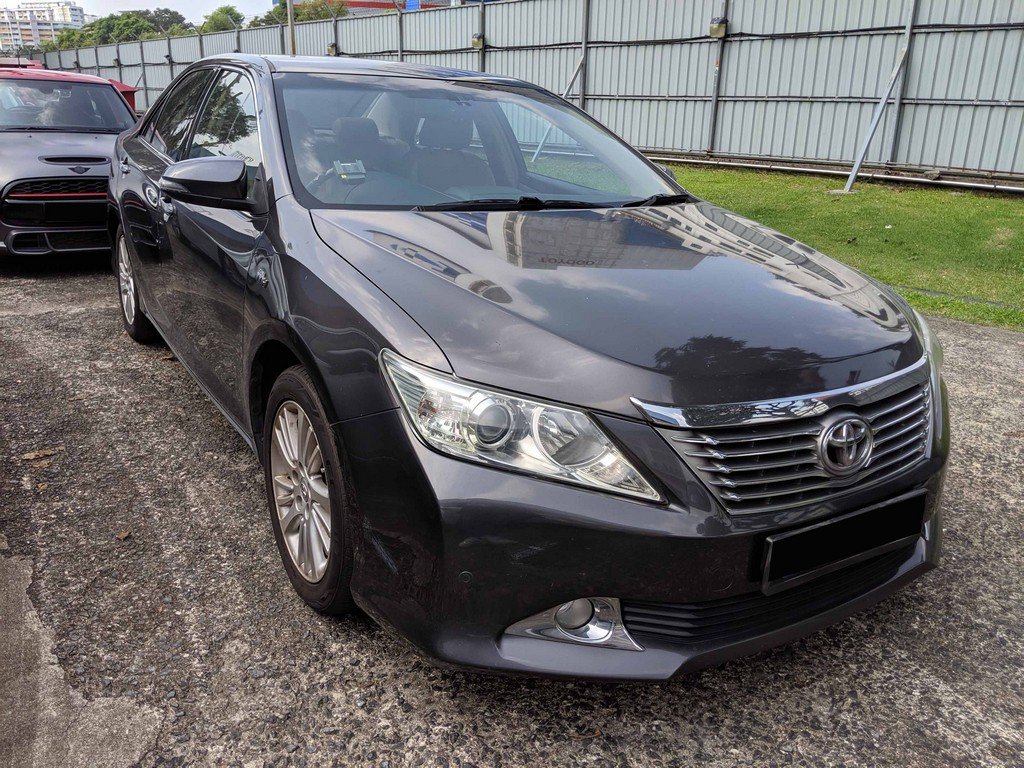 Toyota Camry 2.5 At